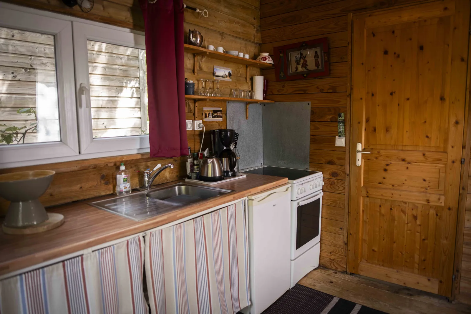 Cabane des Écureuils Amoureux à Barjac, photo 7