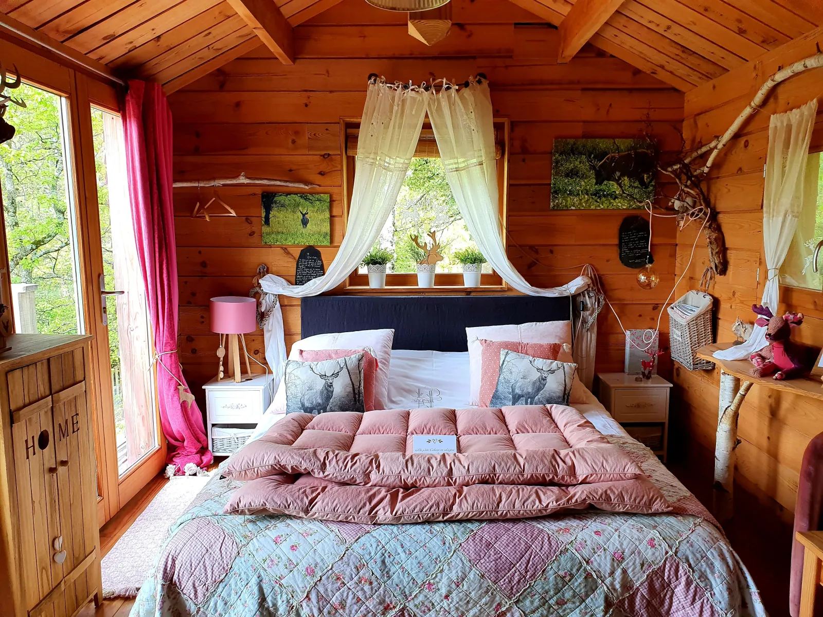 Cabane Cerf, cabane à Vebron
