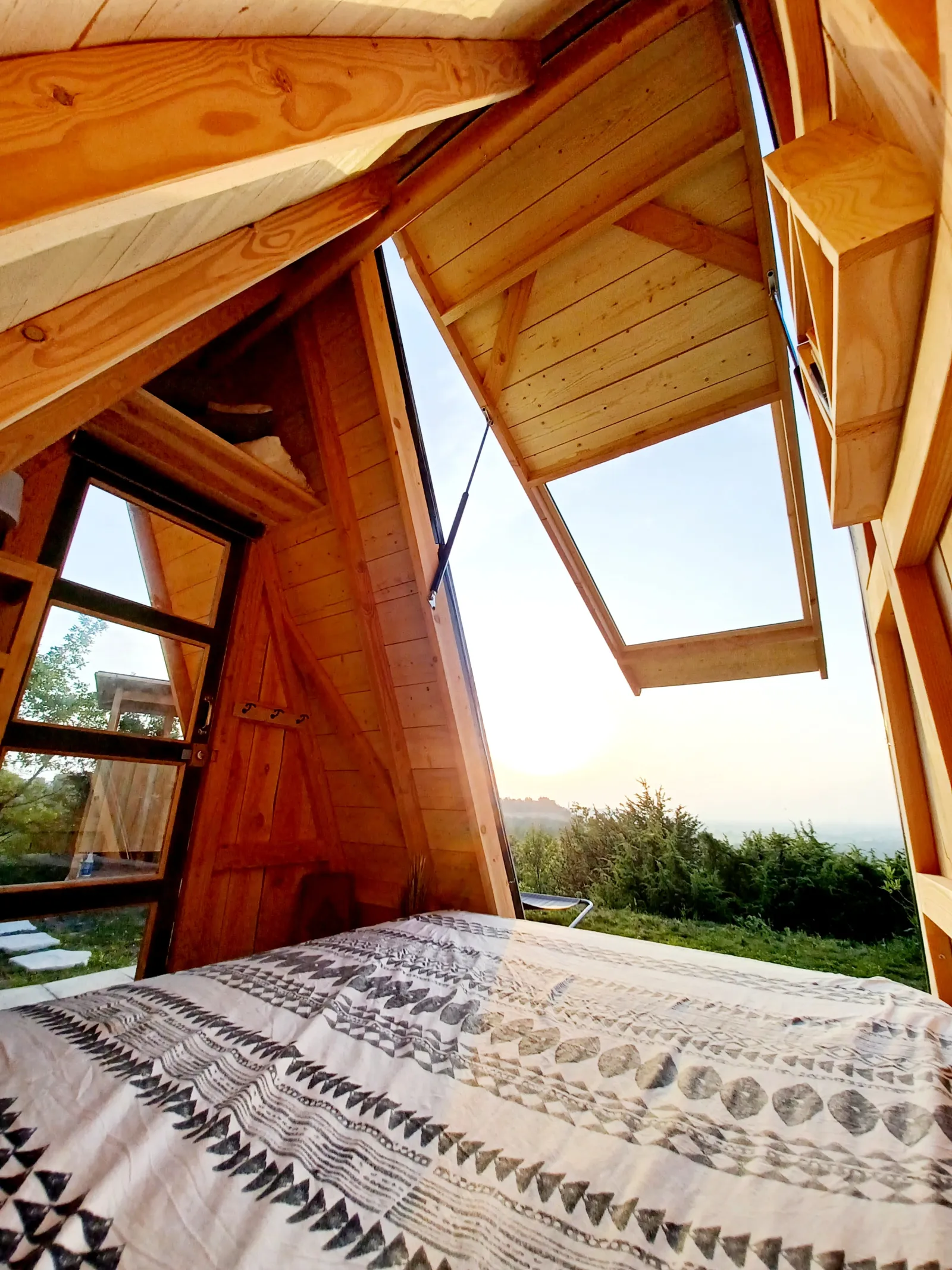 Cabane Estelas, cabane à Castelnau-de-Lévis