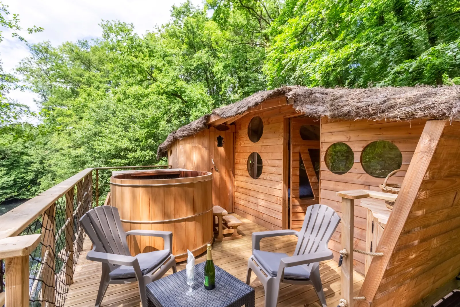 Cabane Spa Prague, cabane à La Baconnière