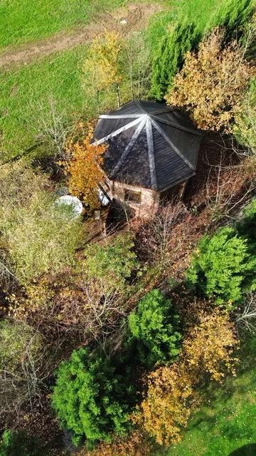 Cabane Indonésienne à Champfrémont, photo 4