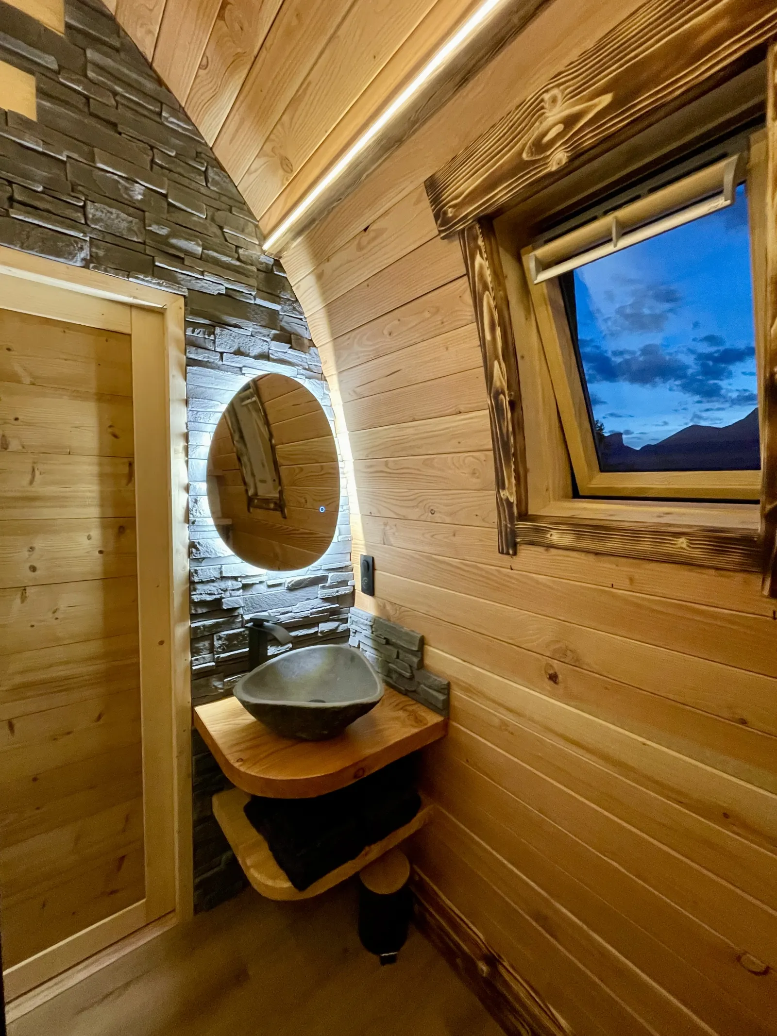 Cabane de La Brèche à Dévoluy, photo 6
