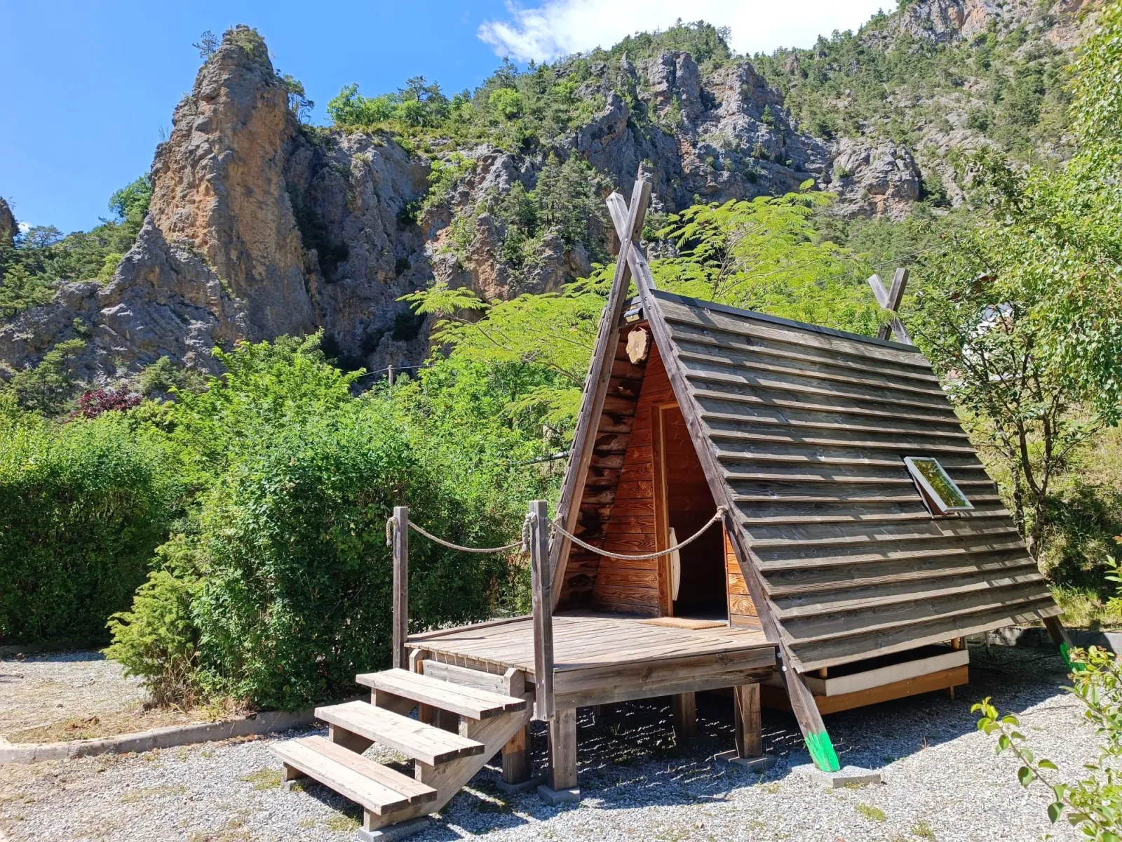 La Cabadienne, cabane à Péone