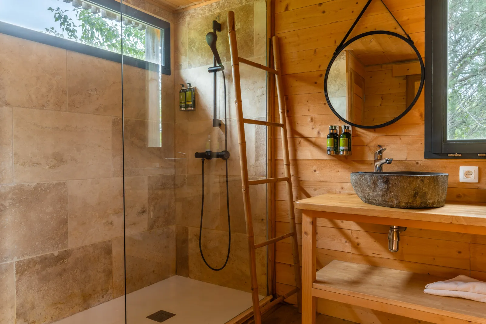 Cabane Spa Éternelle à Sorgues, photo 6