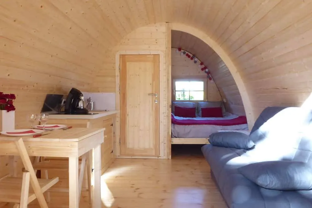 La Cabane Forestière Megapod à Tréméoc, photo 3