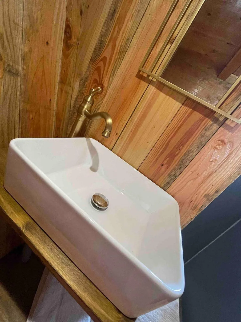 La Cabane Féerique, cabane à Les Landes-Genusson