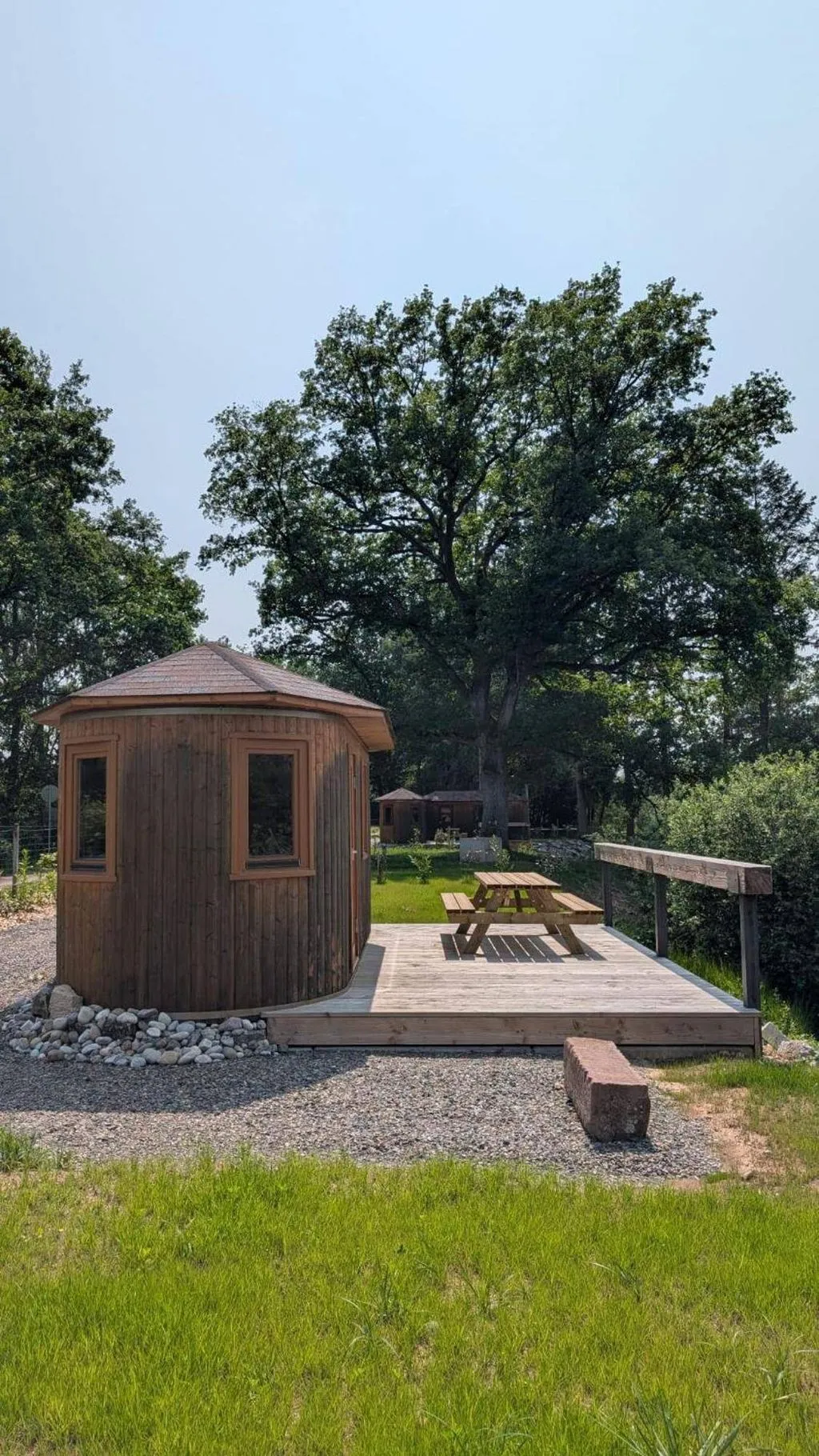 Le Gland, cabane à Roye