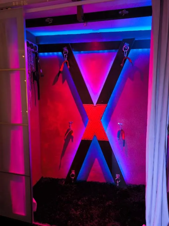 Love-Room Discrète à Bormes-les-Mimosas, photo 6