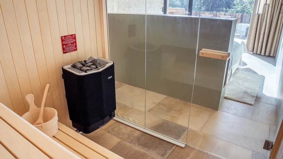 Suite Prestige Terrasse du Château de Perreux à Nazelles-Négron, photo 7