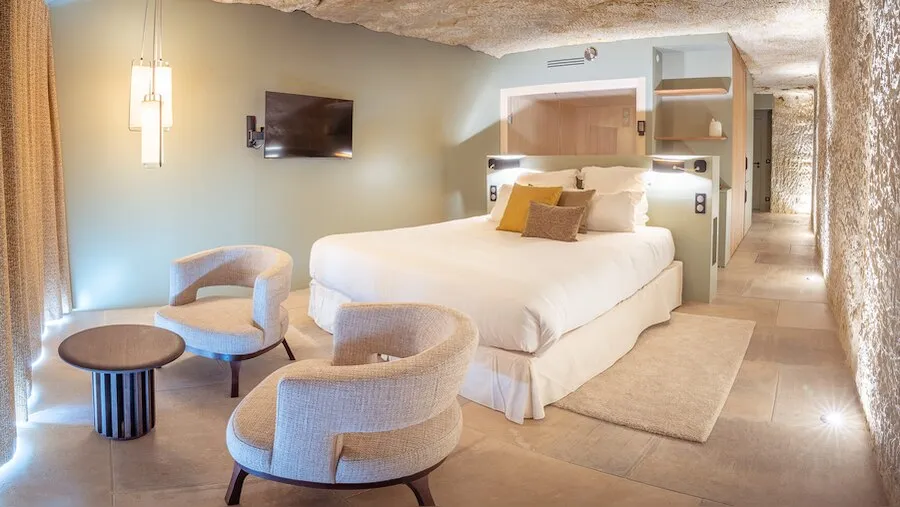 Suite Prestige Sauna de Perreux à Nazelles-Négron, photo 2