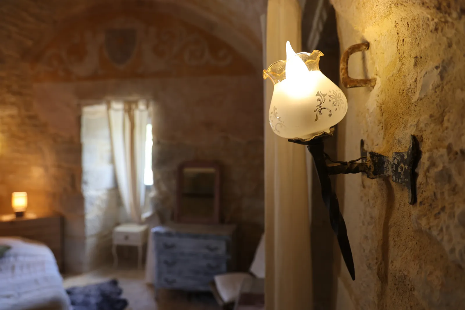 Chambre de la Reine à Saint-Chamarand, photo 3