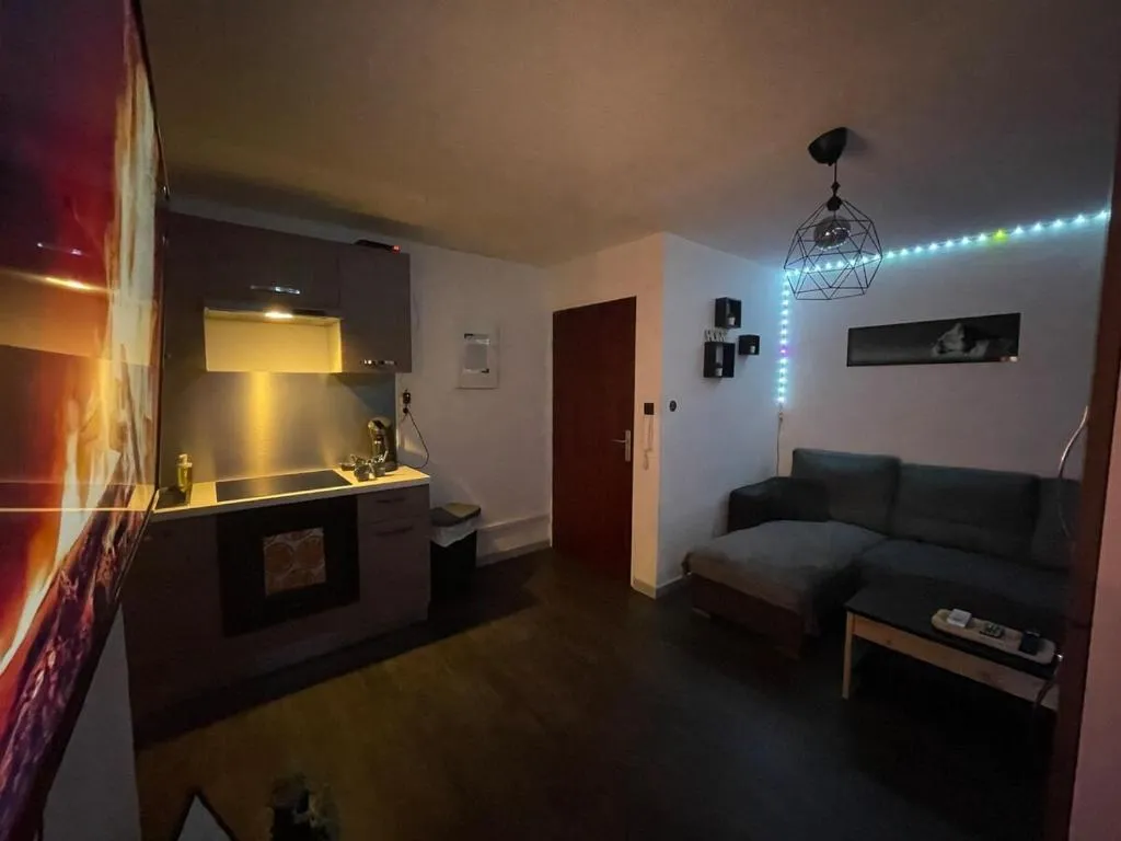 Love Room Buenas Noches à La Seyne-sur-Mer, photo 3