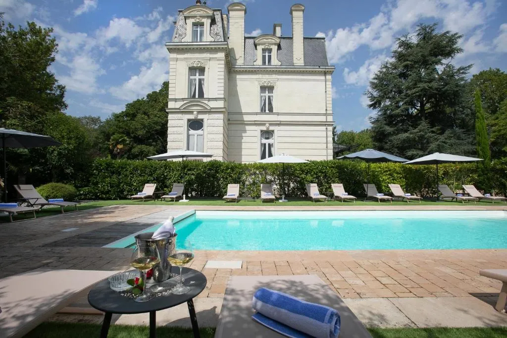 Château La Comtesse de Loire, château à Saumur