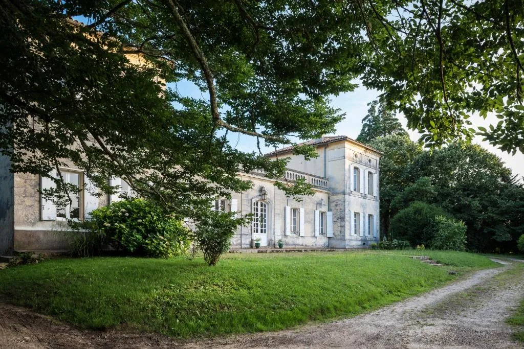 Château Le Méjean, château à Pessac-sur-Dordogne