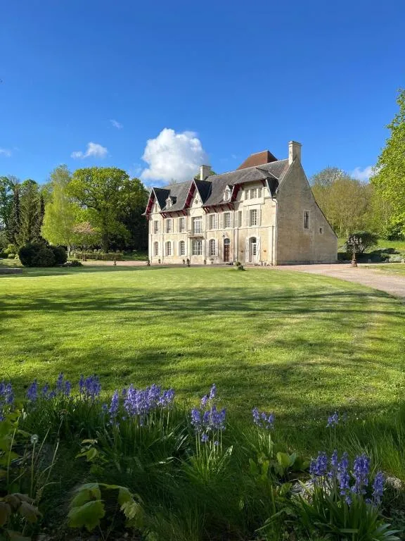 Château du Mesnil Soleil, château à Damblainville