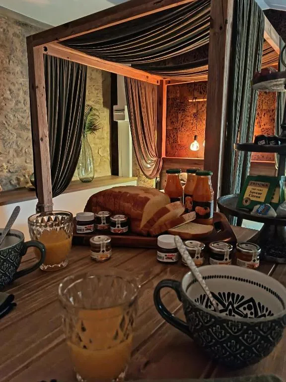Love Room Vendée du Noyer à Nesmy, photo 4