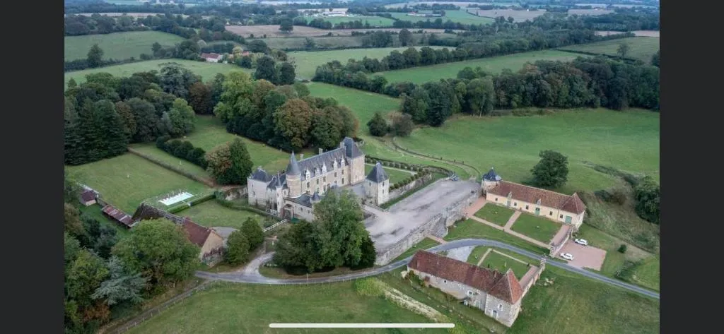 Château des Feugerets à La Chapelle-Souëf, photo 6