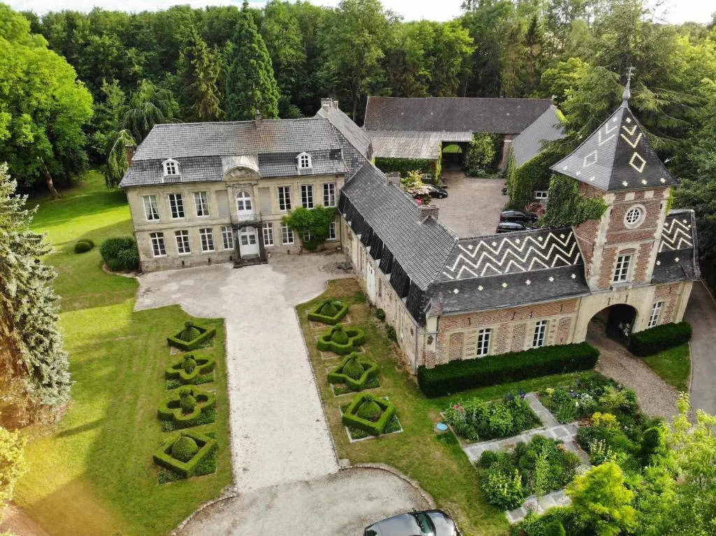 Château d'en Haut, château à Jenlain