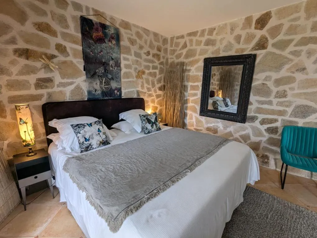 Manoir de Chantemerle à Sainte-Fortunade, photo 2