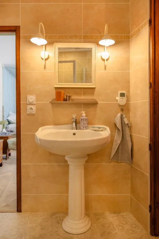 Manoir Saint Eusèbe à Gennes-Val-de-Loire, photo 7