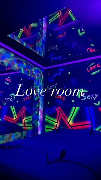 Love Room Fluo Expérience à Belfort, photo 6
