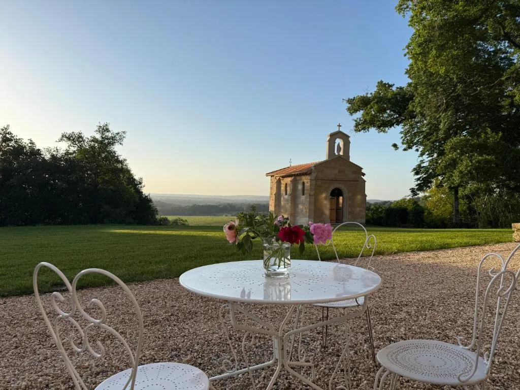 Chambre Terre de Sienne à Saint-Genès-de-Castillon, photo 7