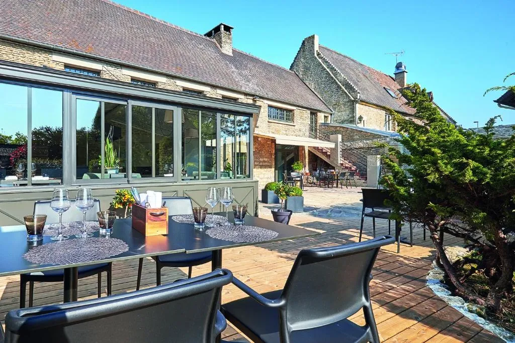 Manoir d'Hastings, château à Bénouville