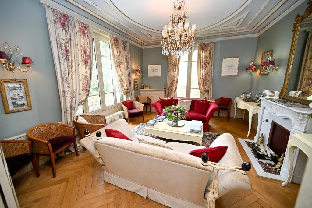 Château de la Chaix à Saint-Christophe-en-Brionnais, photo 4