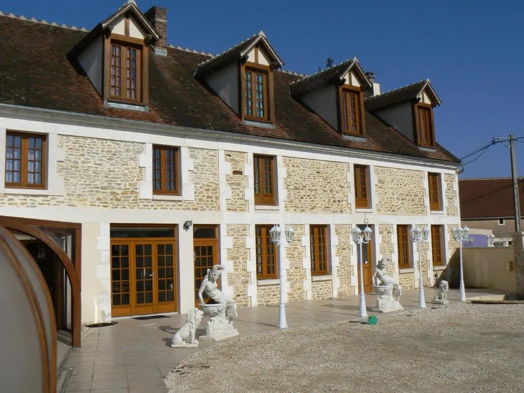 Manoir des Chapelles, château à Venoy