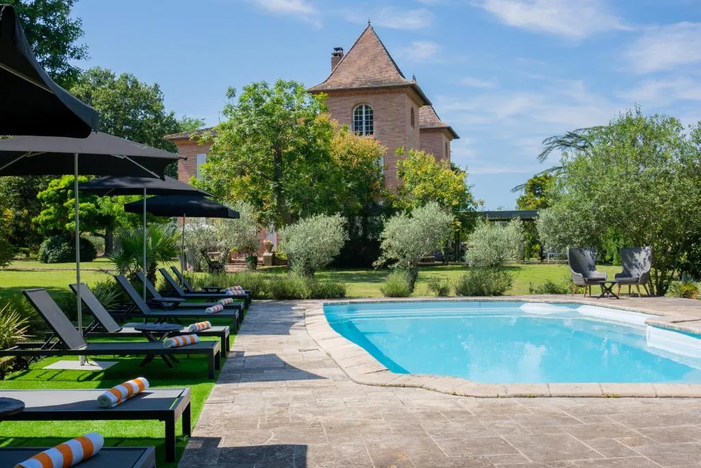 Castel Bois Marie, château à Montauban