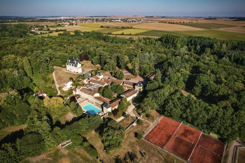 Château de Périgny, château à Vouillé