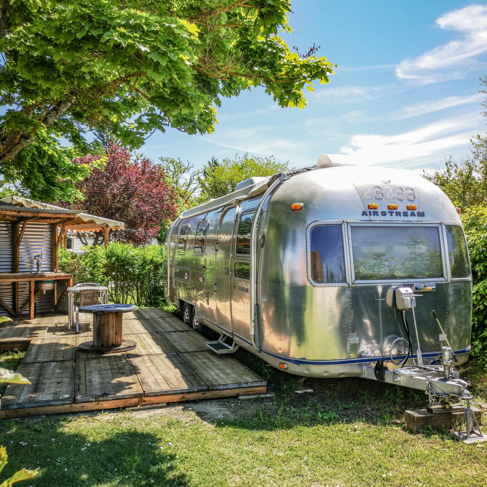 L'Airstream du Château Hauterives, roulotte à Hauterives