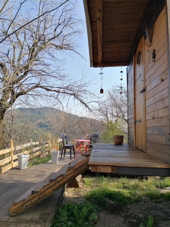 Roulotte de la ferme des Badjanes à Rocles, photo 2