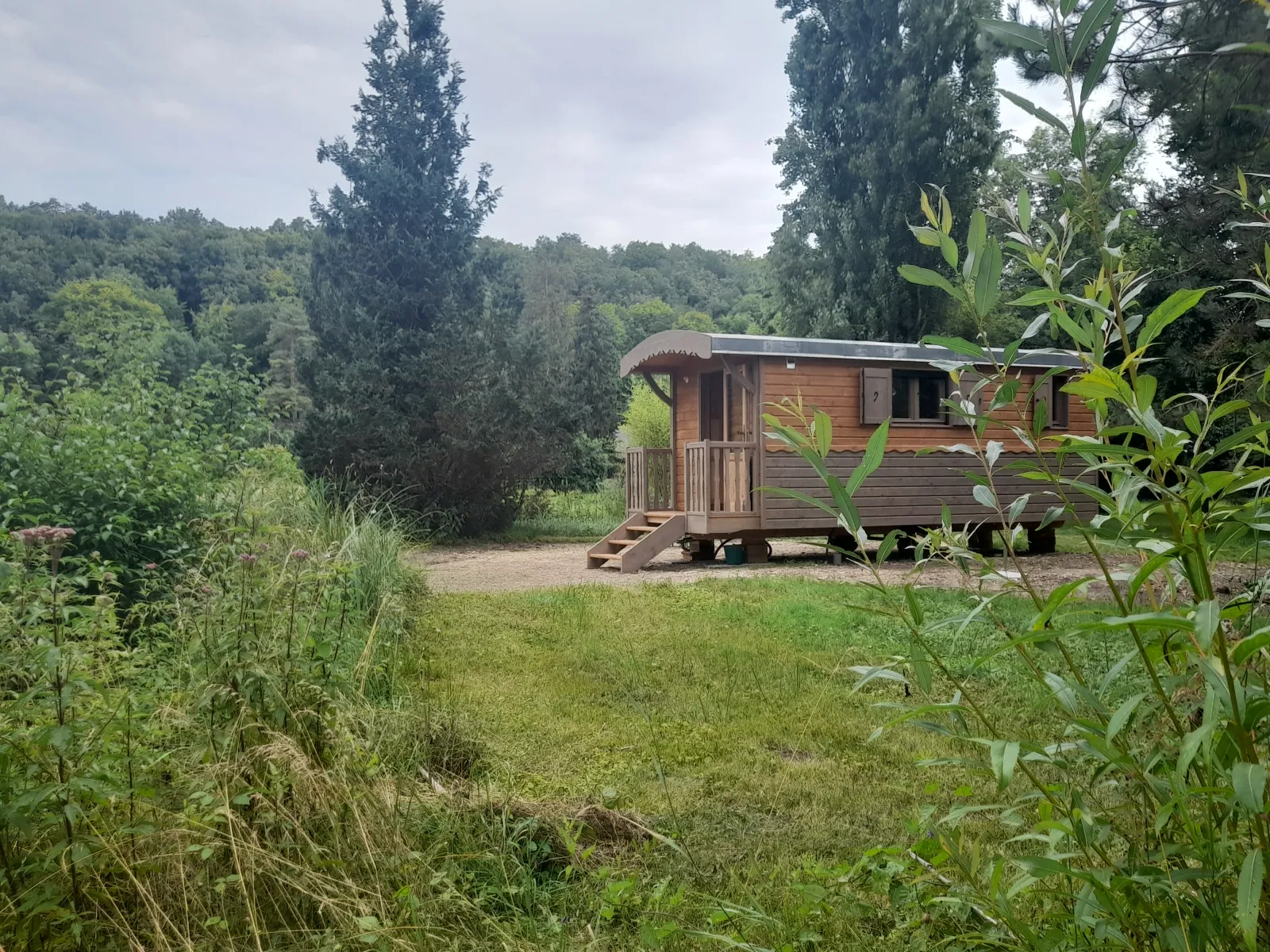 Roulotte des sources de Gulène à Druyes-les-Belles-Fontaines, photo 2