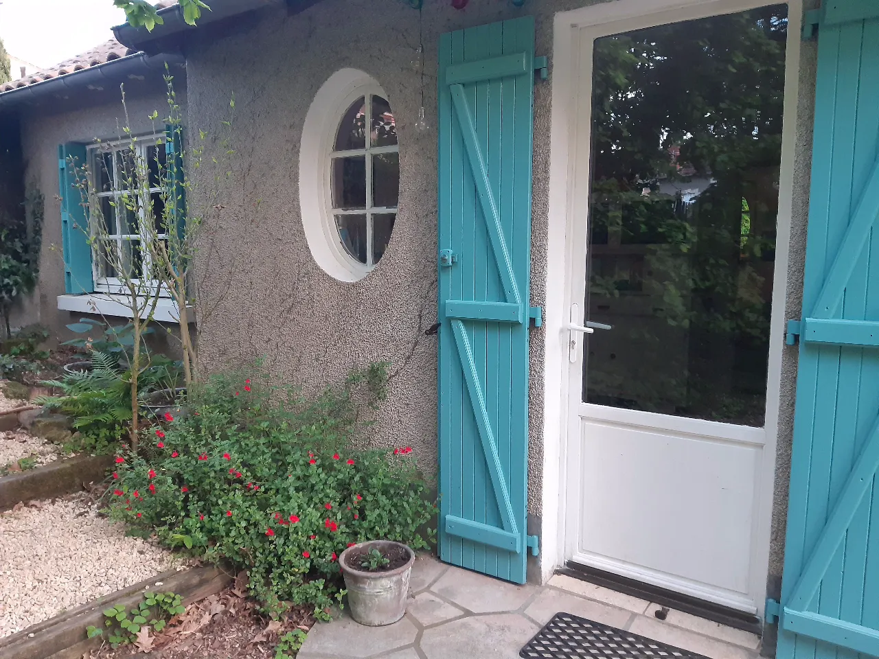 La Roulotte de la Maisonnette Vintage, roulotte à Montmorillon