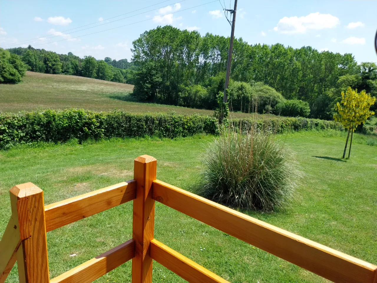 La Roulotte Vue sur la Campagne Creusoise, roulotte à Saint-Agnant-de-Versillat