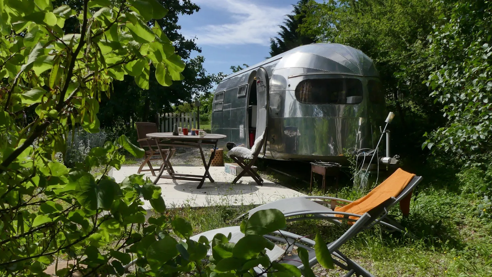 Airstream Naïa 1949, roulotte à Manses