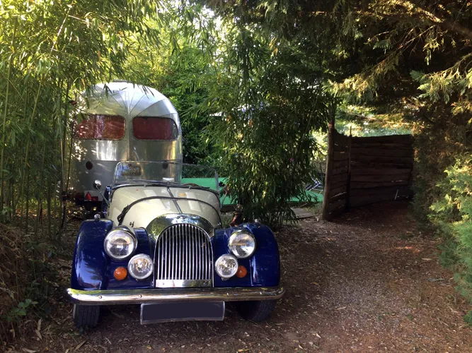 Airstream Silver Streak 1953, roulotte à Manses