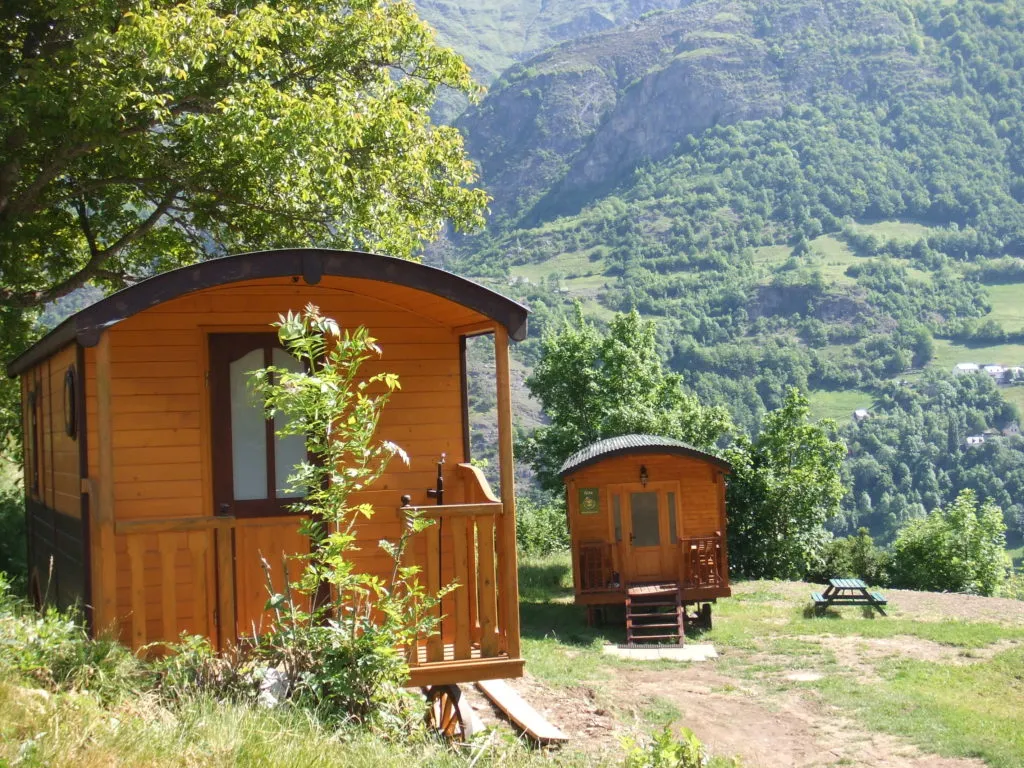 La Roulotte Gentiane des Tilleuls, roulotte à Gavarnie-Gèdre