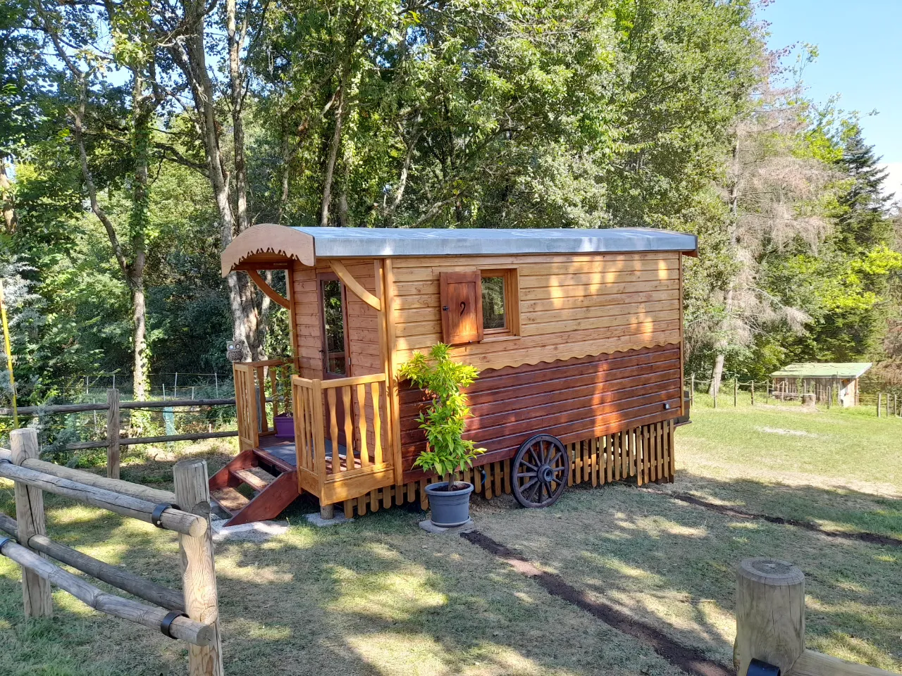 Roulotte Manoé, roulotte à Lieoux