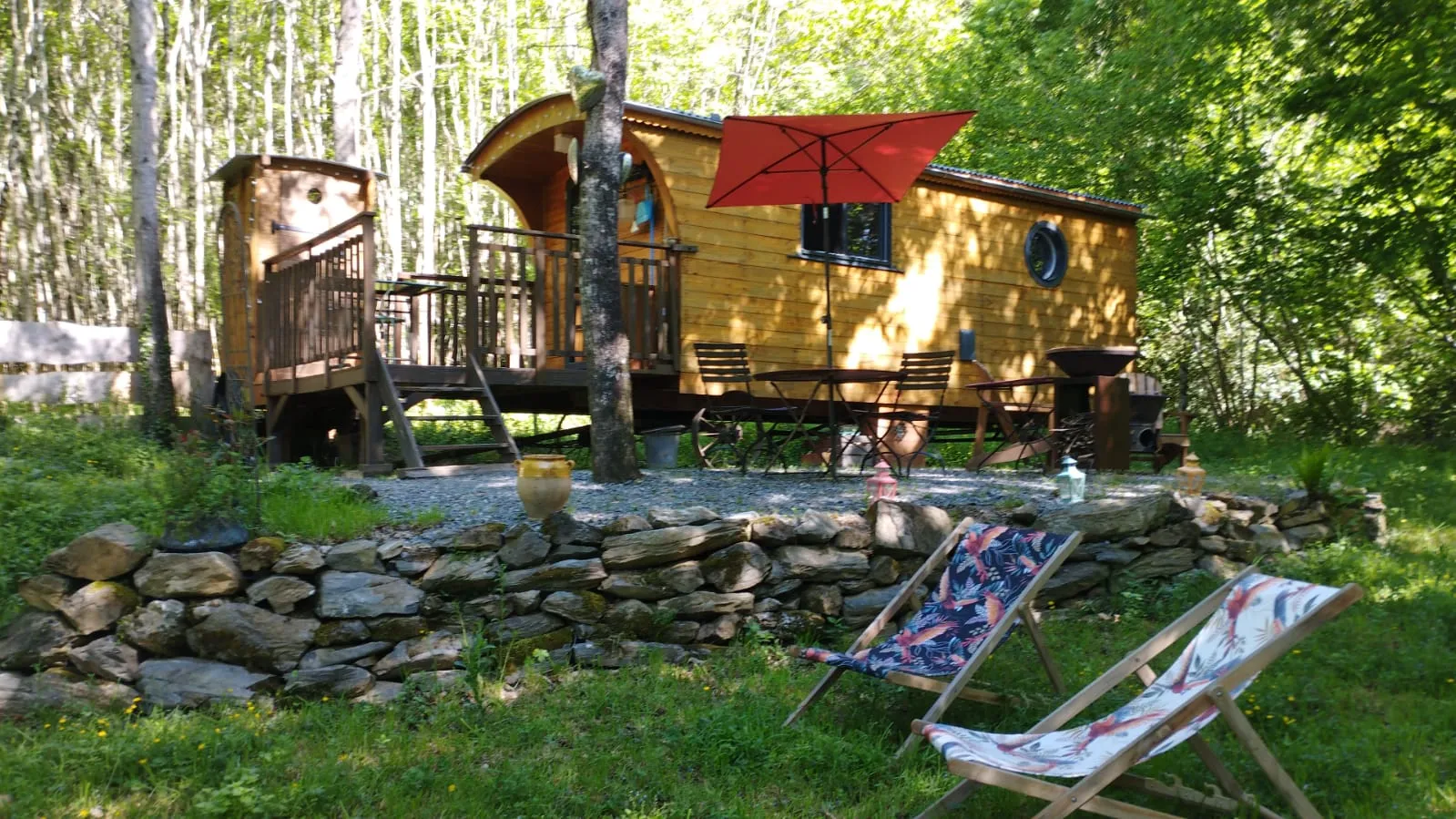 Roulotte de la forêt à Cambounès, photo 2