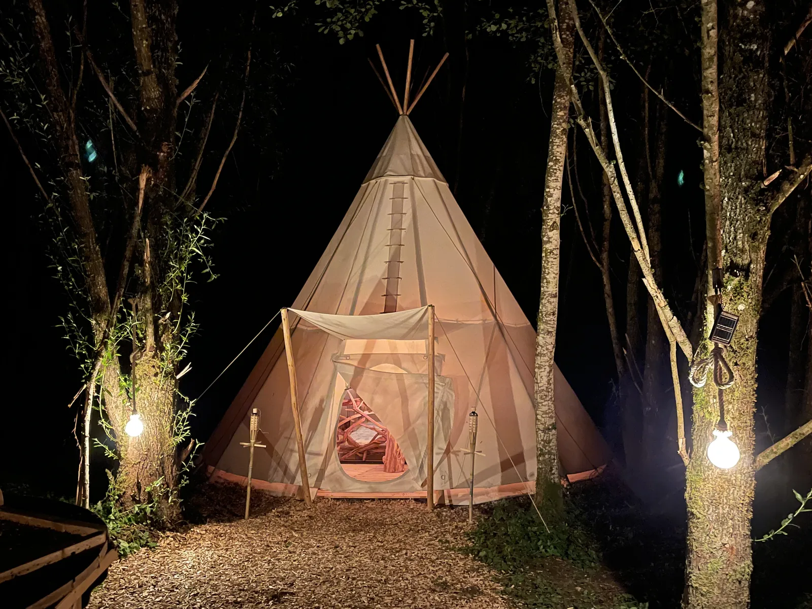 Tipi Leïka à Viévy, photo 3