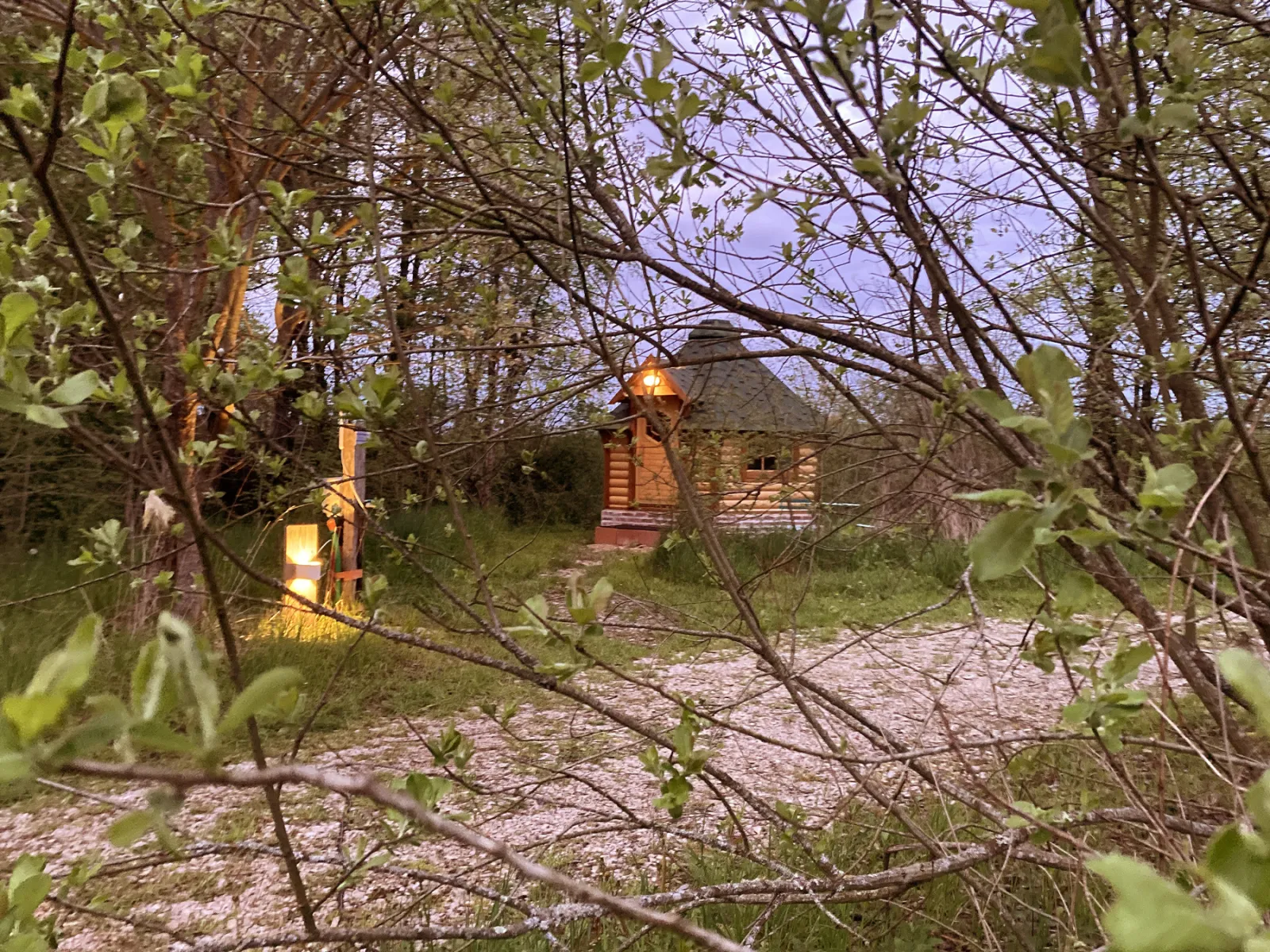 KotaPeacock, cabane à Saint-Usuge