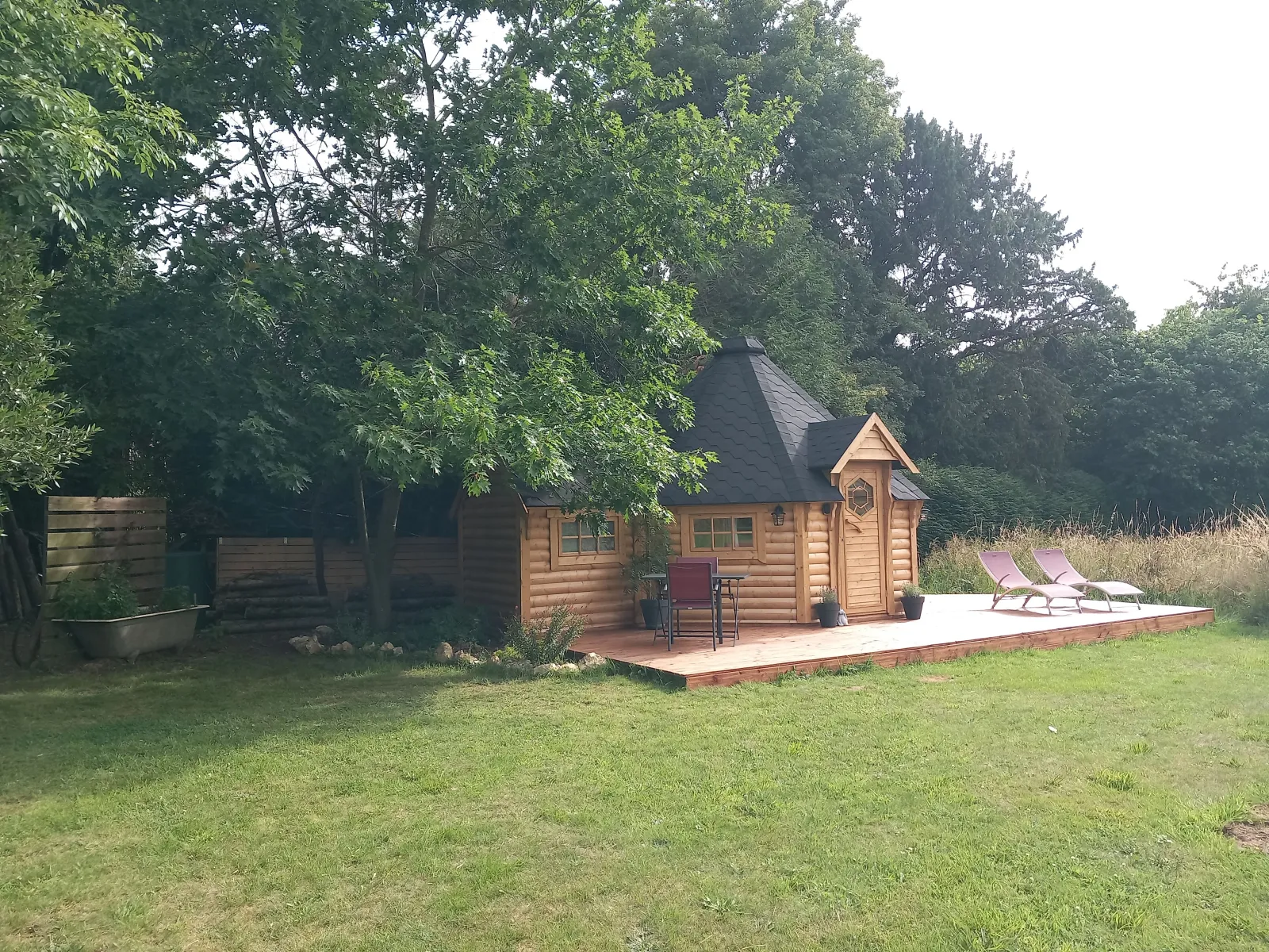 Kota du Lutin Many, cabane à Saint-Christophe-sur-Condé