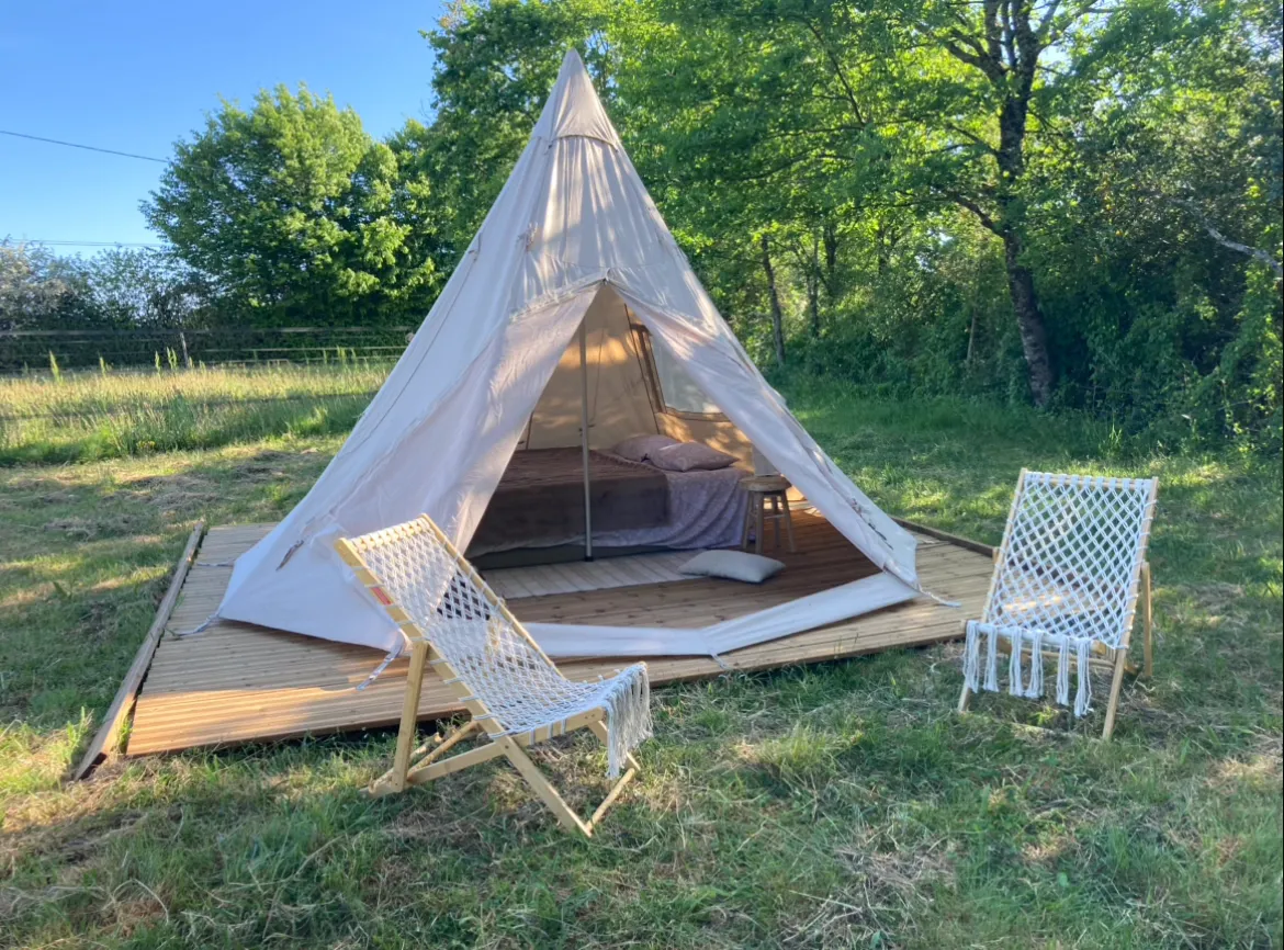 Tipi de la ferme de Pearl, hébergement insolite à Juillac