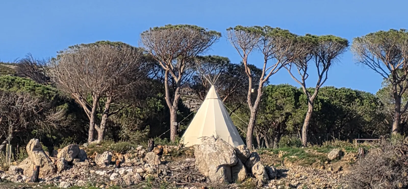 Tipi Indien de Figurotta à Bizanet, photo 6