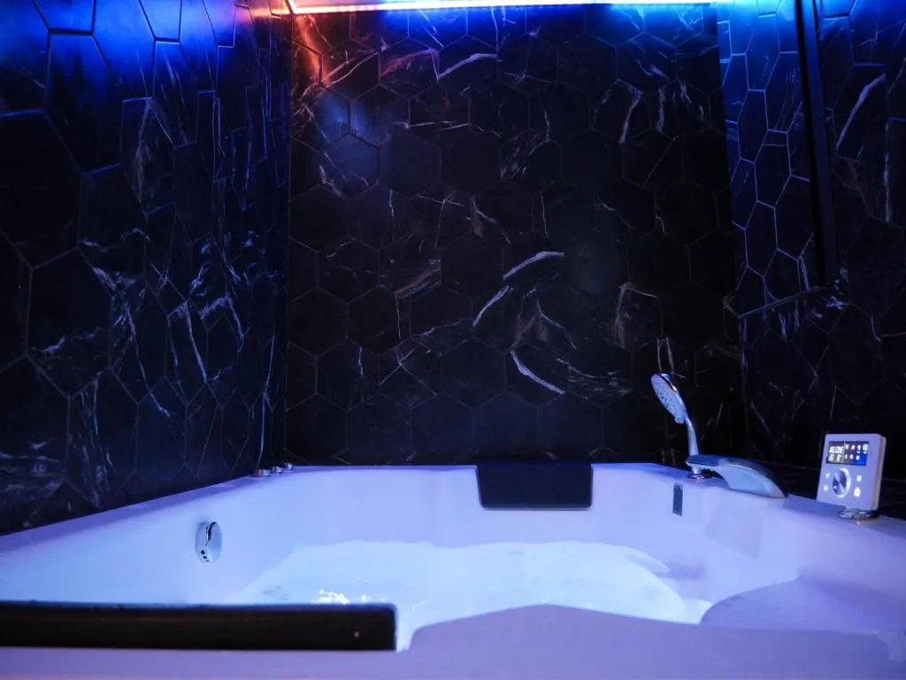 Luxe et Romance à Bourg-en-Bresse, photo 2