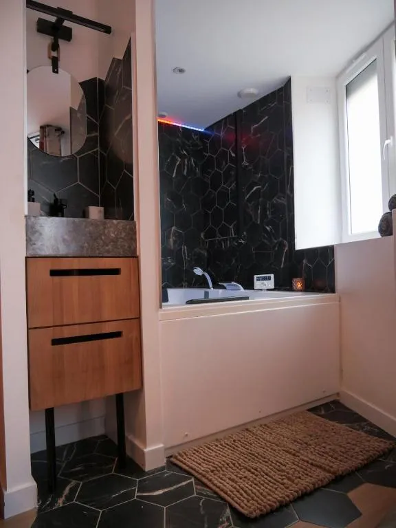 Luxe et Romance à Bourg-en-Bresse, photo 4