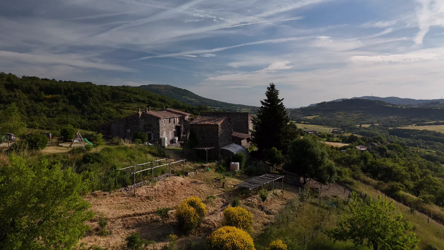 Yourte mongole de Rambaud, yourte à Saint-Martin-sur-Lavezon