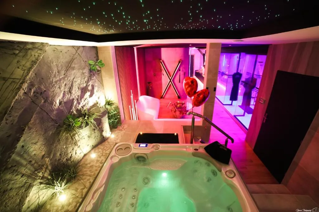 Les Secrets Rooms, love room à Bonneval